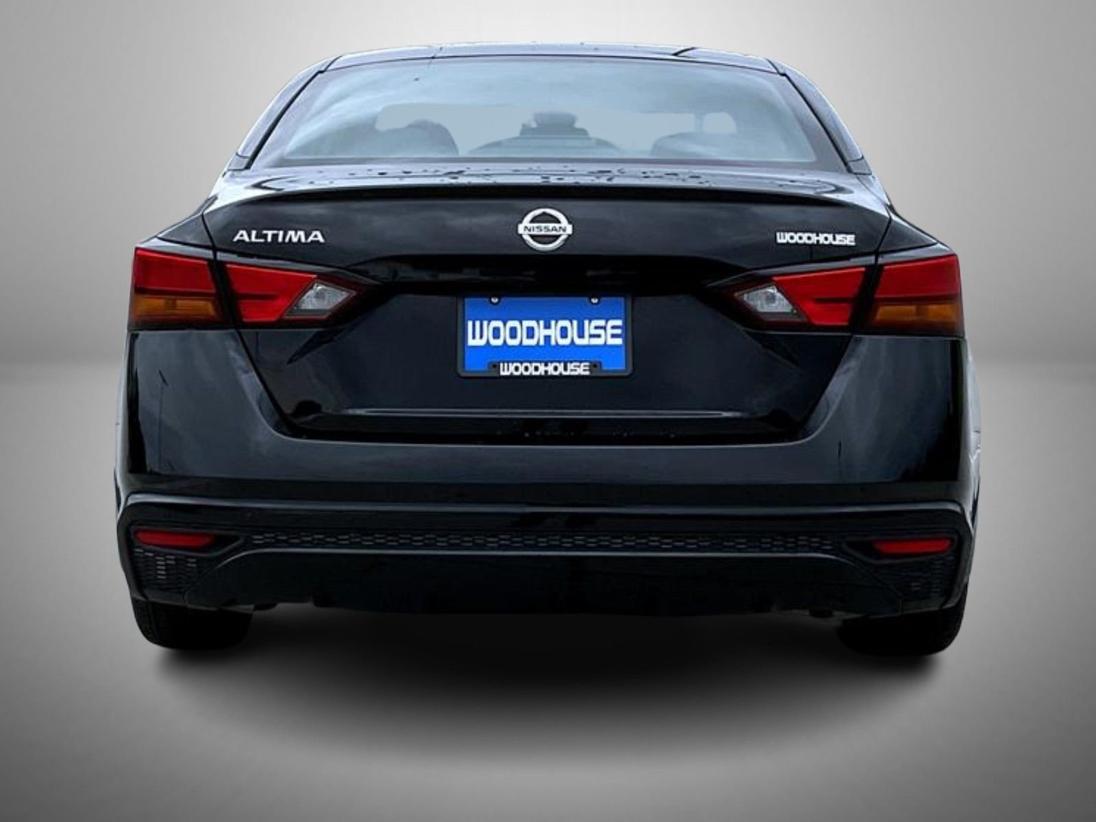 Used 2022 Black Nissan 2.5 S image 6