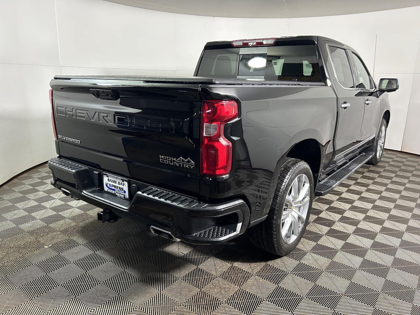 Used 2023 Black Chevrolet High Country image 8