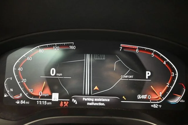 Used 2020 Black BMW xDrive30i image 22