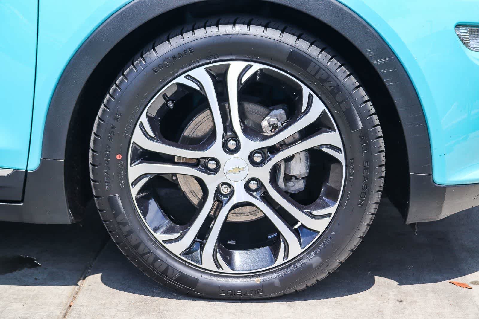 Used 2020 Oasis Blue Chevrolet Premier image 9