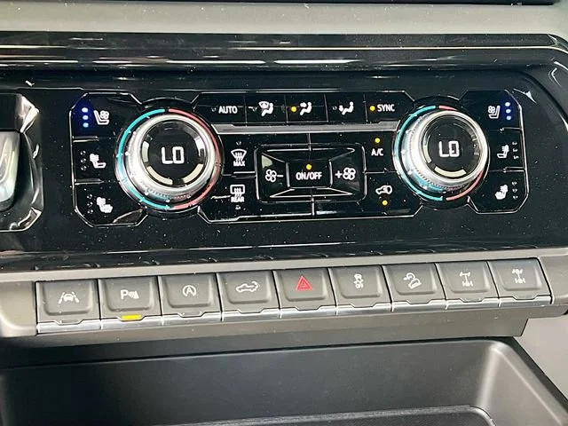 2026 GMC Sierra 1500 AT4X - Photo 11