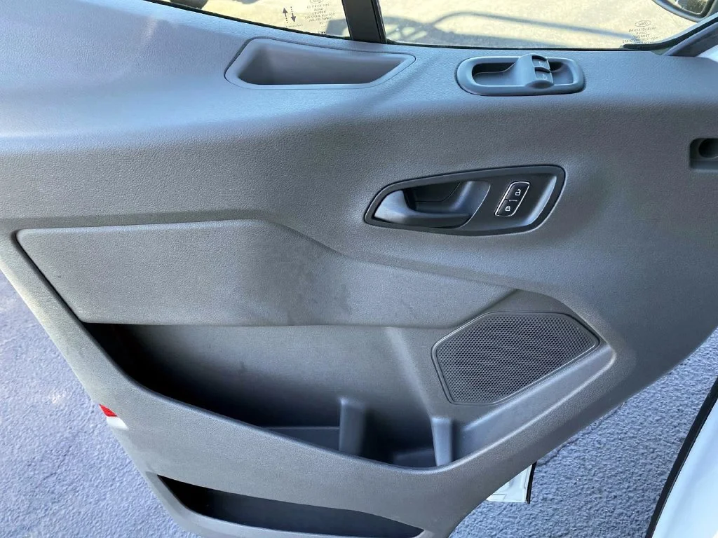 Used 2024 White Ford  image 24