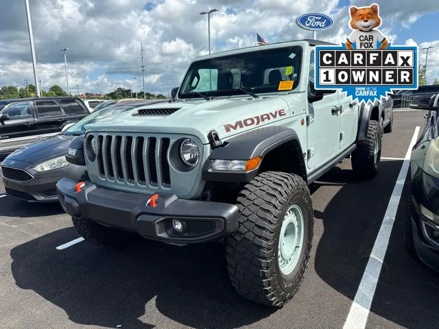 Used 2023 Earl Clearcoat Jeep Mojave image 2