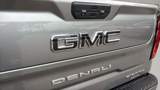 Used 2023 Sterling Metallic GMC Denali Ultimate image 39