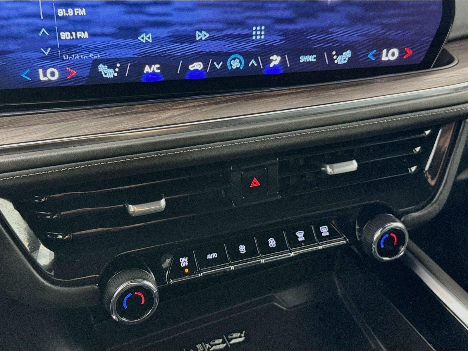 Used 2025 Black Chevrolet LT image 25