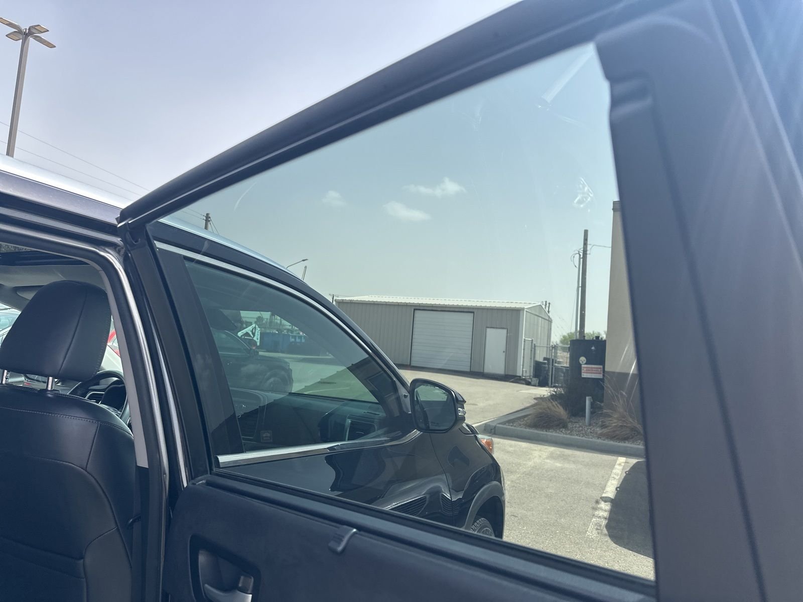Used 2014 Black Toyota Limited image 37
