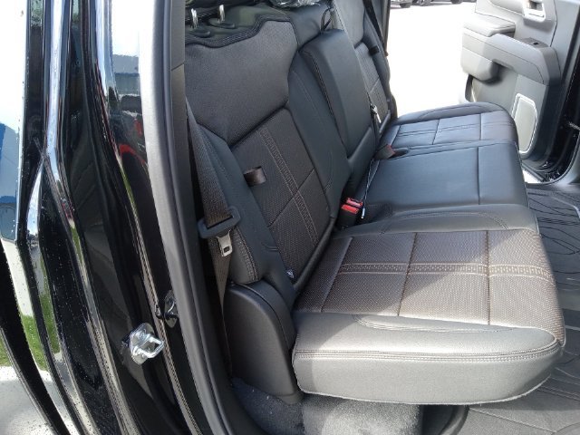 2026 Chevrolet Silverado 1500 High Country - Photo 11