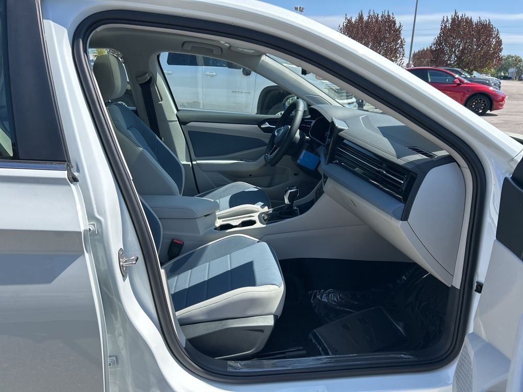 New 2026 White Volkswagen 1.5T SE image 41