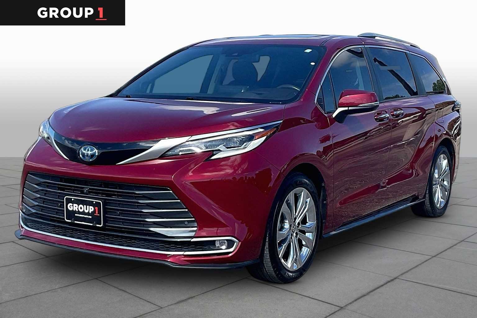 2023 Toyota Sienna Platinum