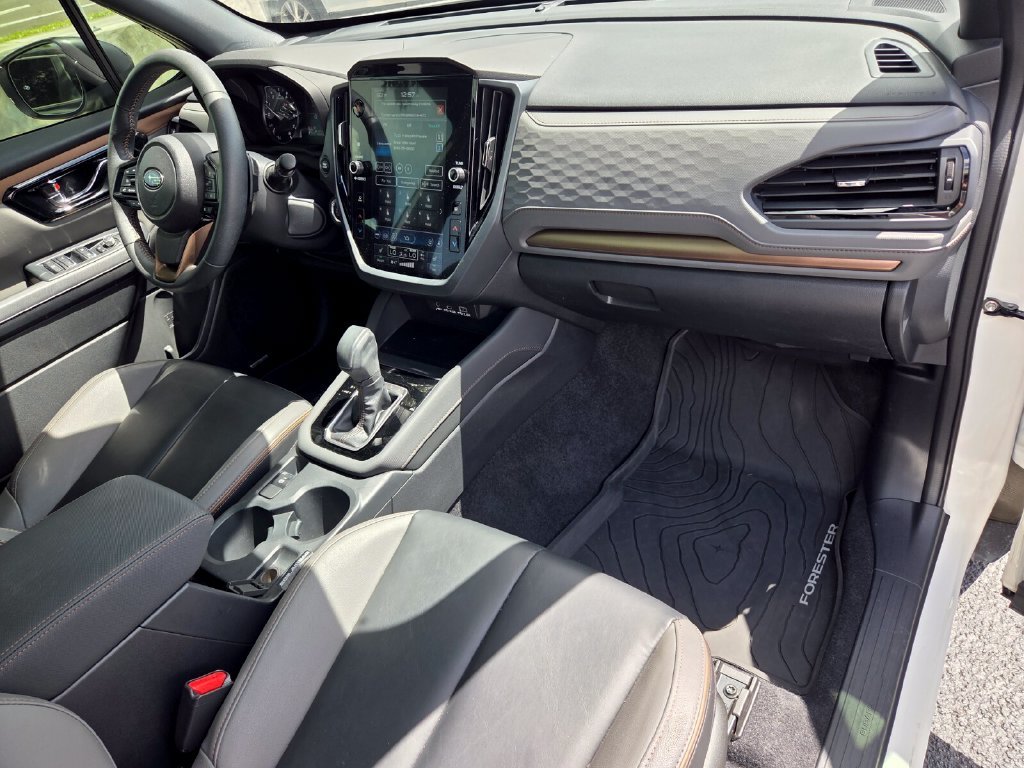 Used 2025 White Subaru Sport image 17