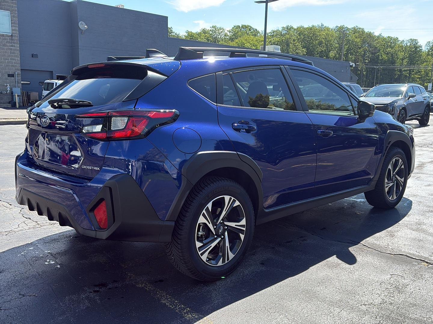 Used 2024 Sapphire Blue Pearl Subaru Premium image 15