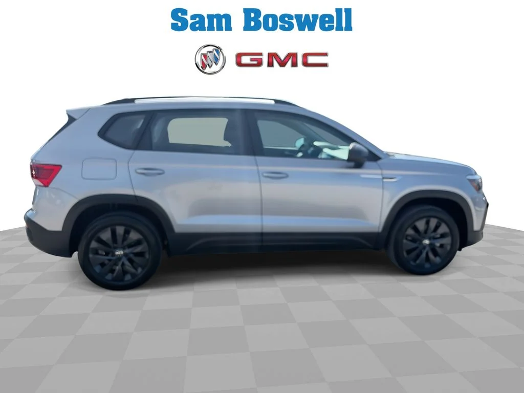 2024 Volkswagen Taos S - Photo 9