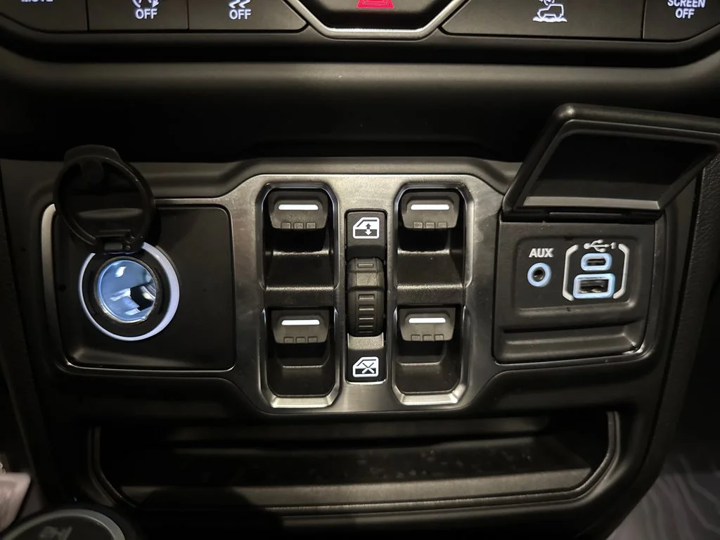 Used 2022 Beige Jeep Willys image 20