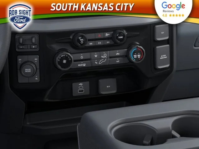 New 2026 Oxford White Ford F-350® XLT image 15