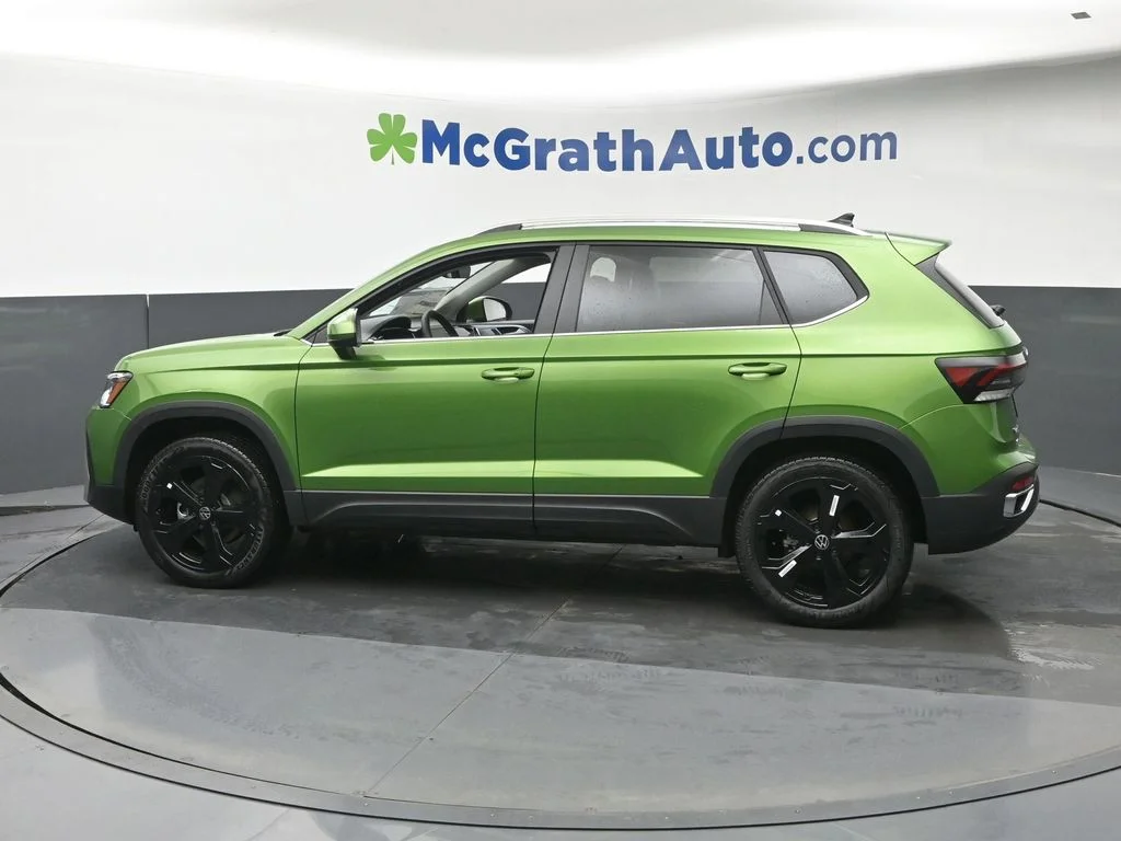 New 2026 Green Volkswagen 1.5T SEL image 18