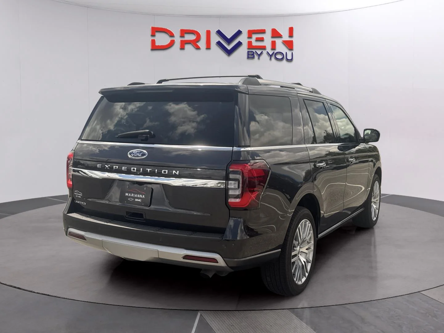 Used 2024 Dark Matter Gray Ford Limited image 5