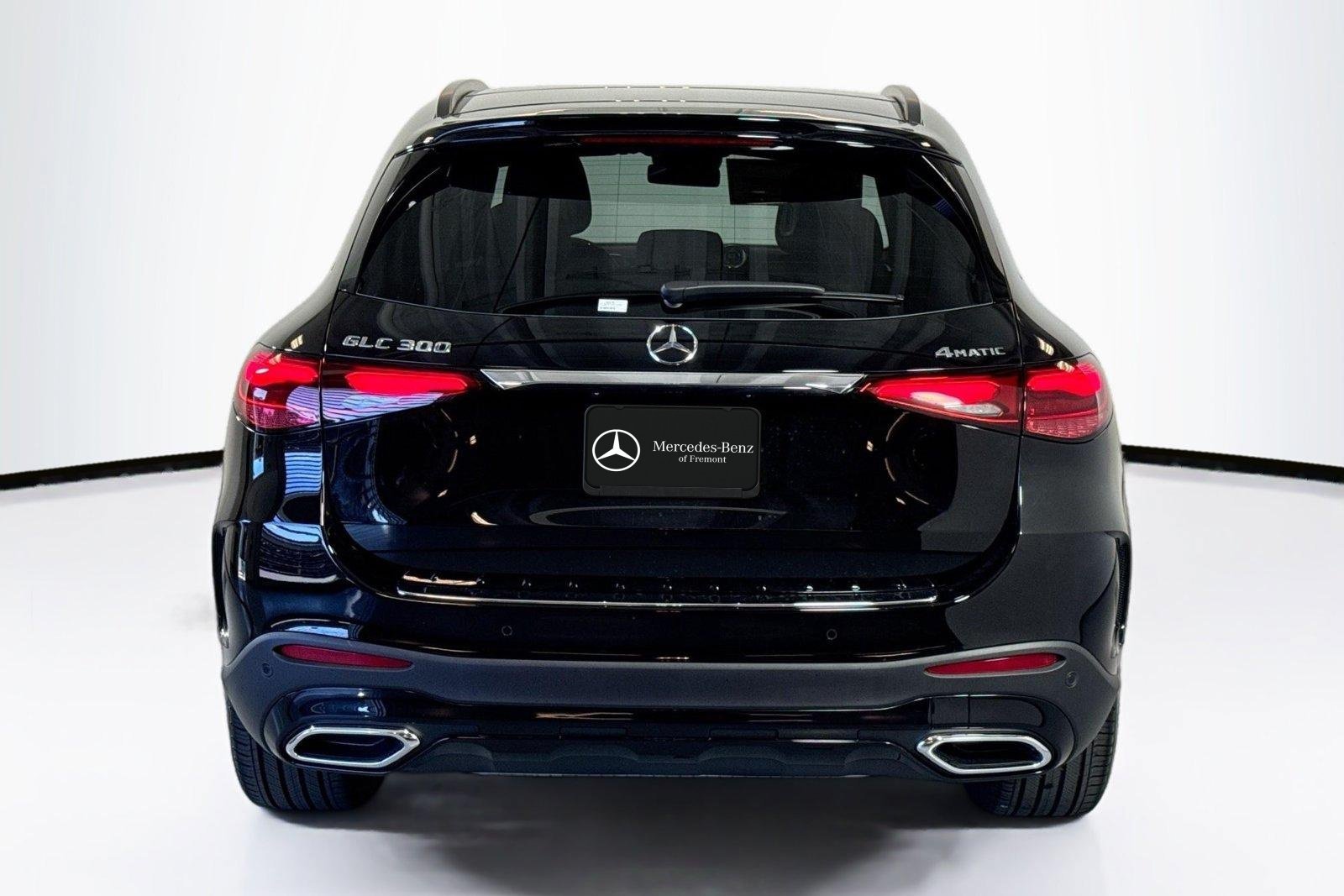New 2026 Black Mercedes-Benz GLC 300 image 6