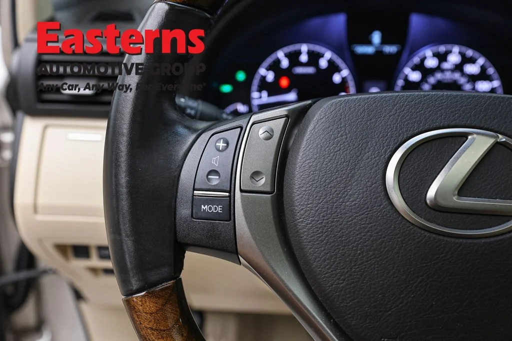 Used 2015 Beige Lexus 350 image 15