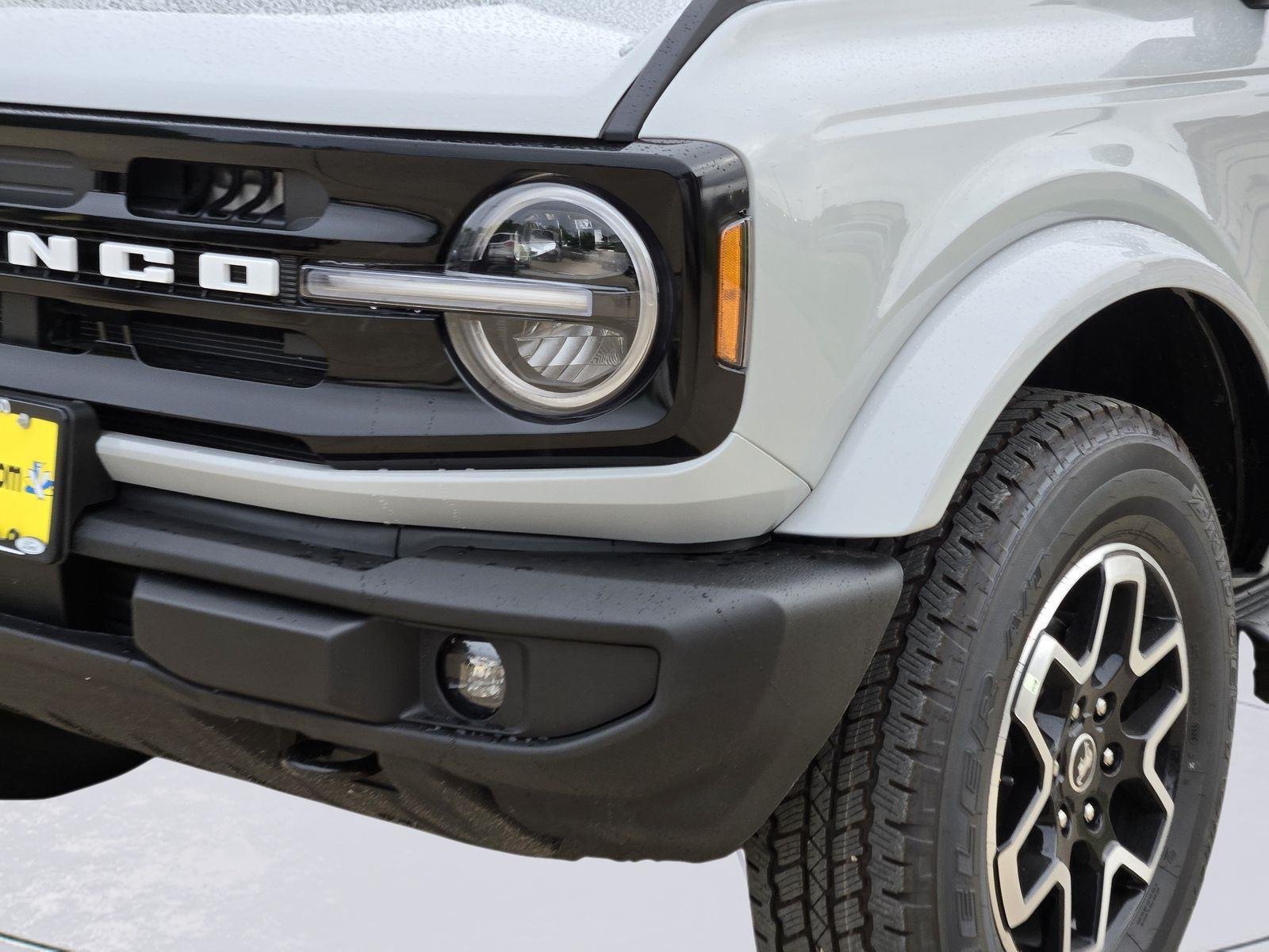 New 2026 Avalanche Gray Ford Outer Banks® image 5