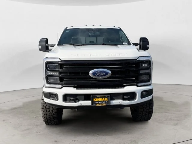 Used 2025 White Ford Platinum image 3