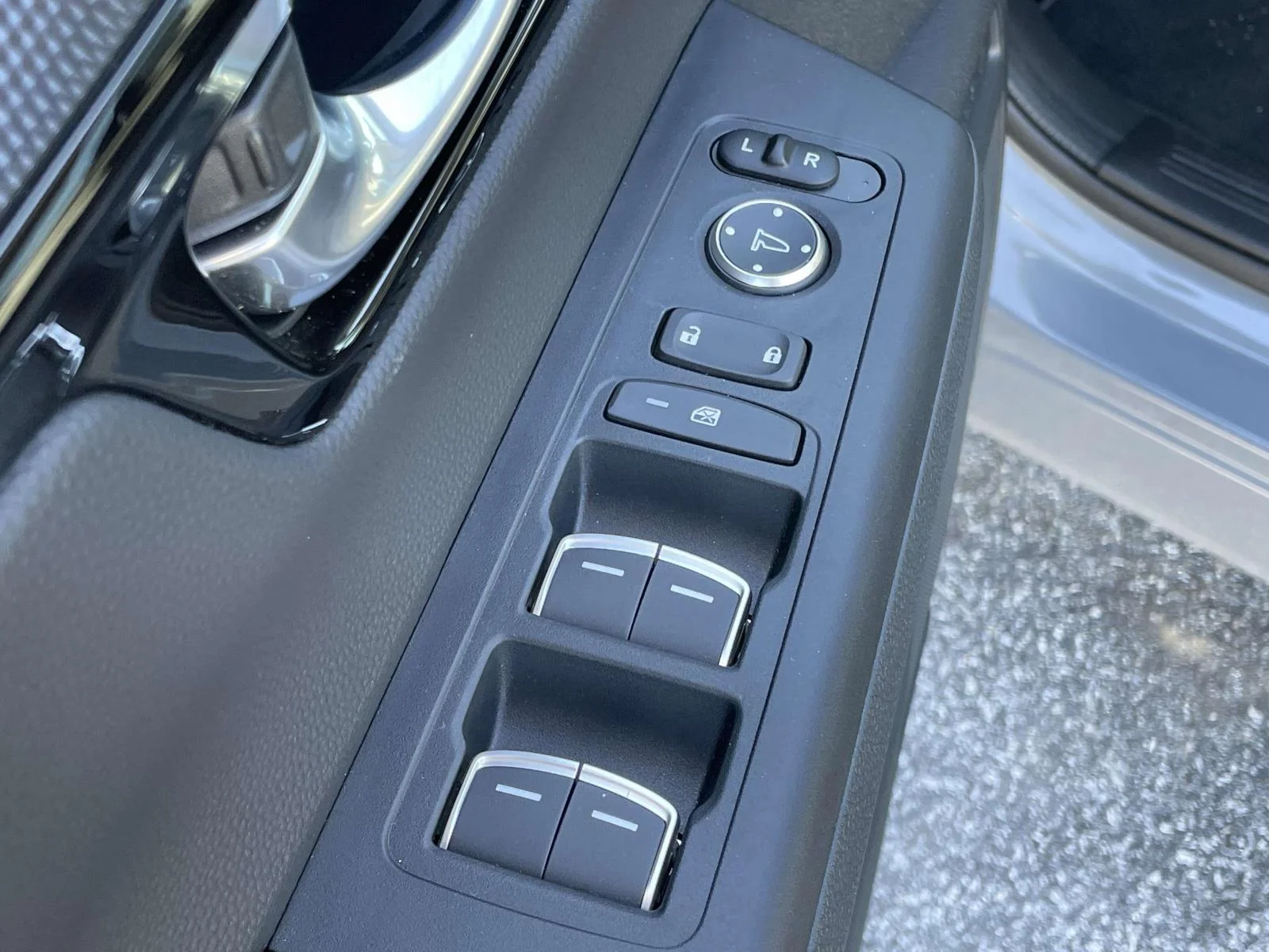 Used 2026  Honda EX-L image 6