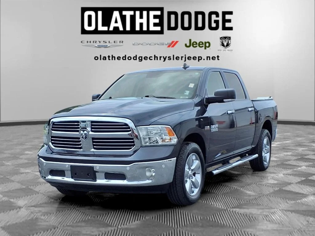 2017 RAM 1500 Big Horn 4x4 Crew Cab 5'7's photo