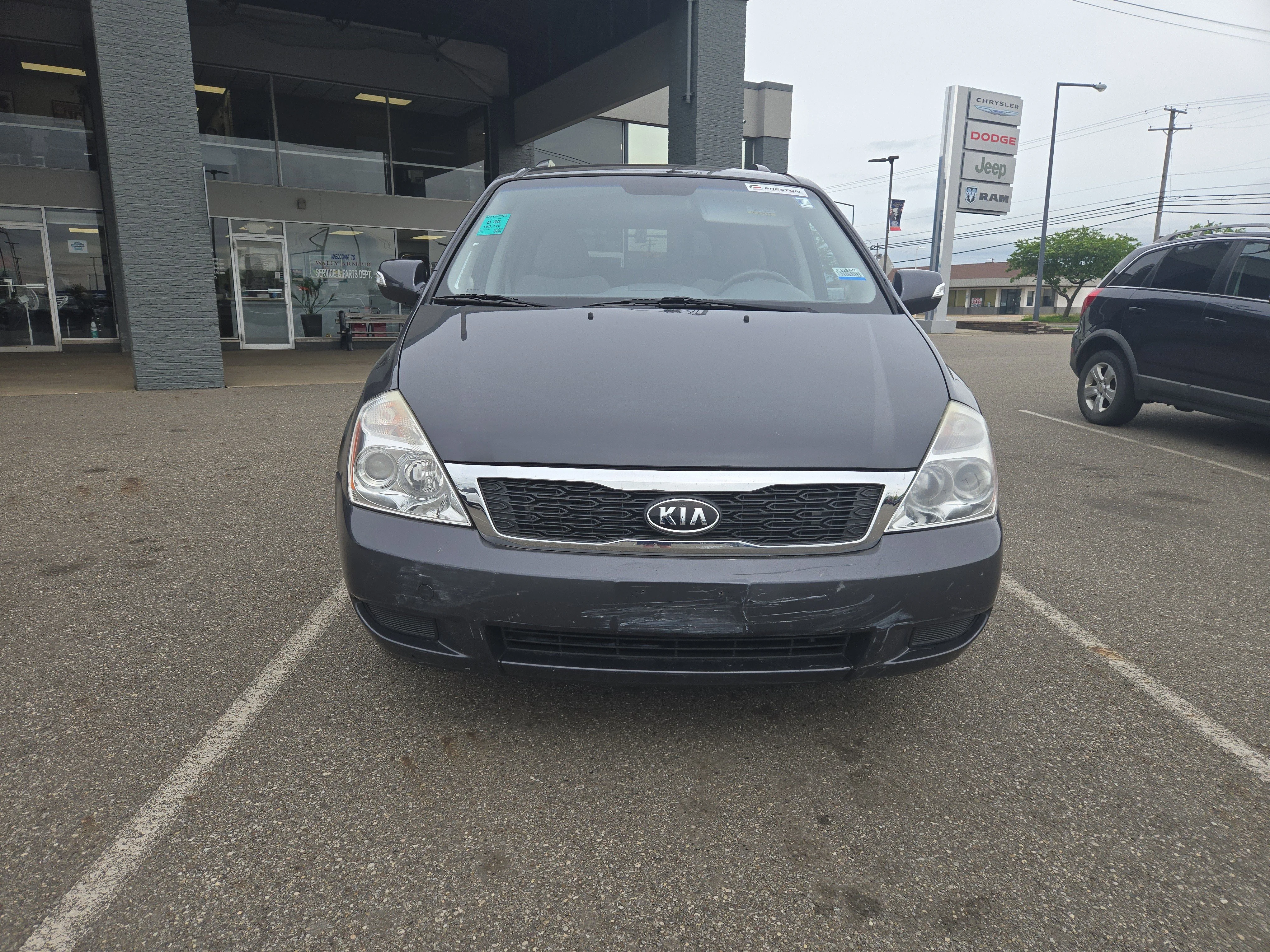 Used 2012 Platinum Kia LX image 2