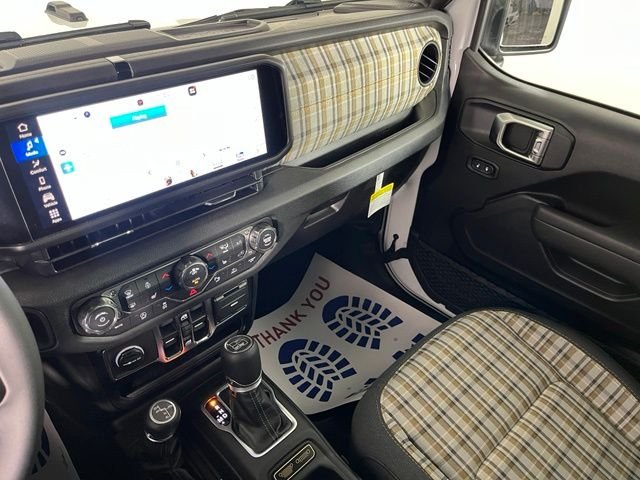 Used 2026 White Jeep 85th Anniversary Edition image 36