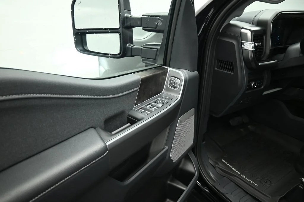 New 2026 Agate Black Metallic Ford Lariat image 9