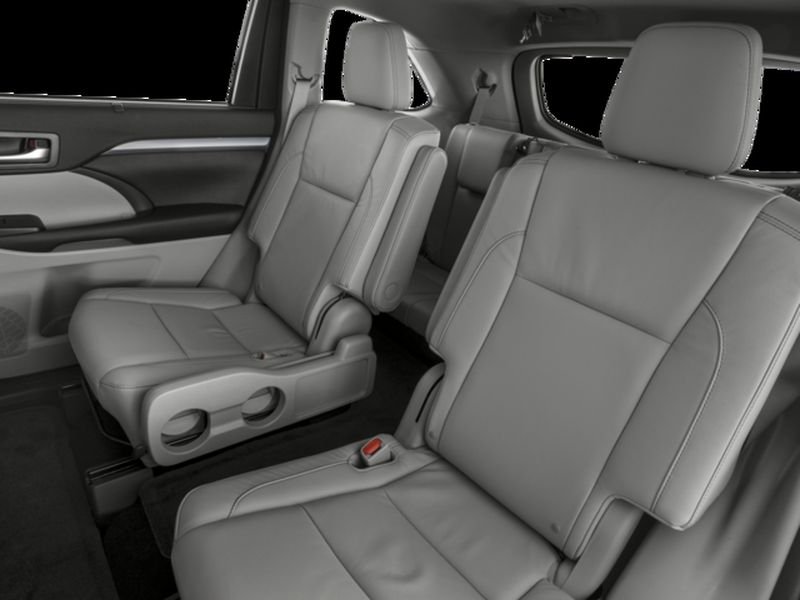 Used 2016 Midnight Black Metallic Toyota XLE image 11