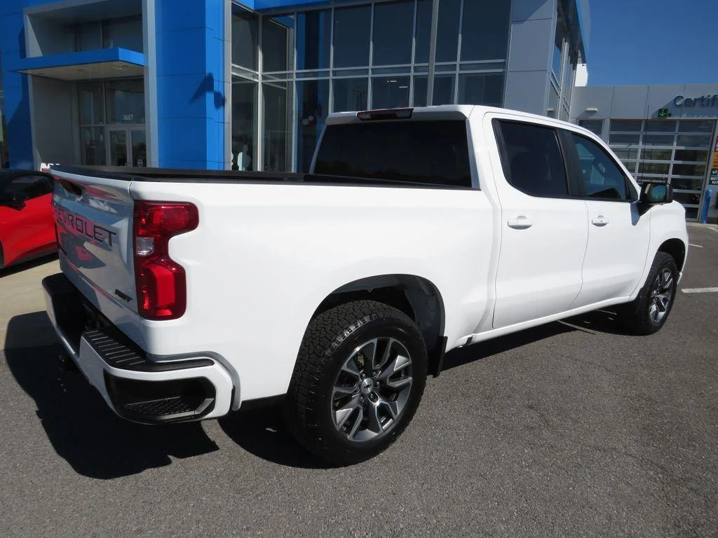 Used 2023 Summit White Chevrolet RST image 8
