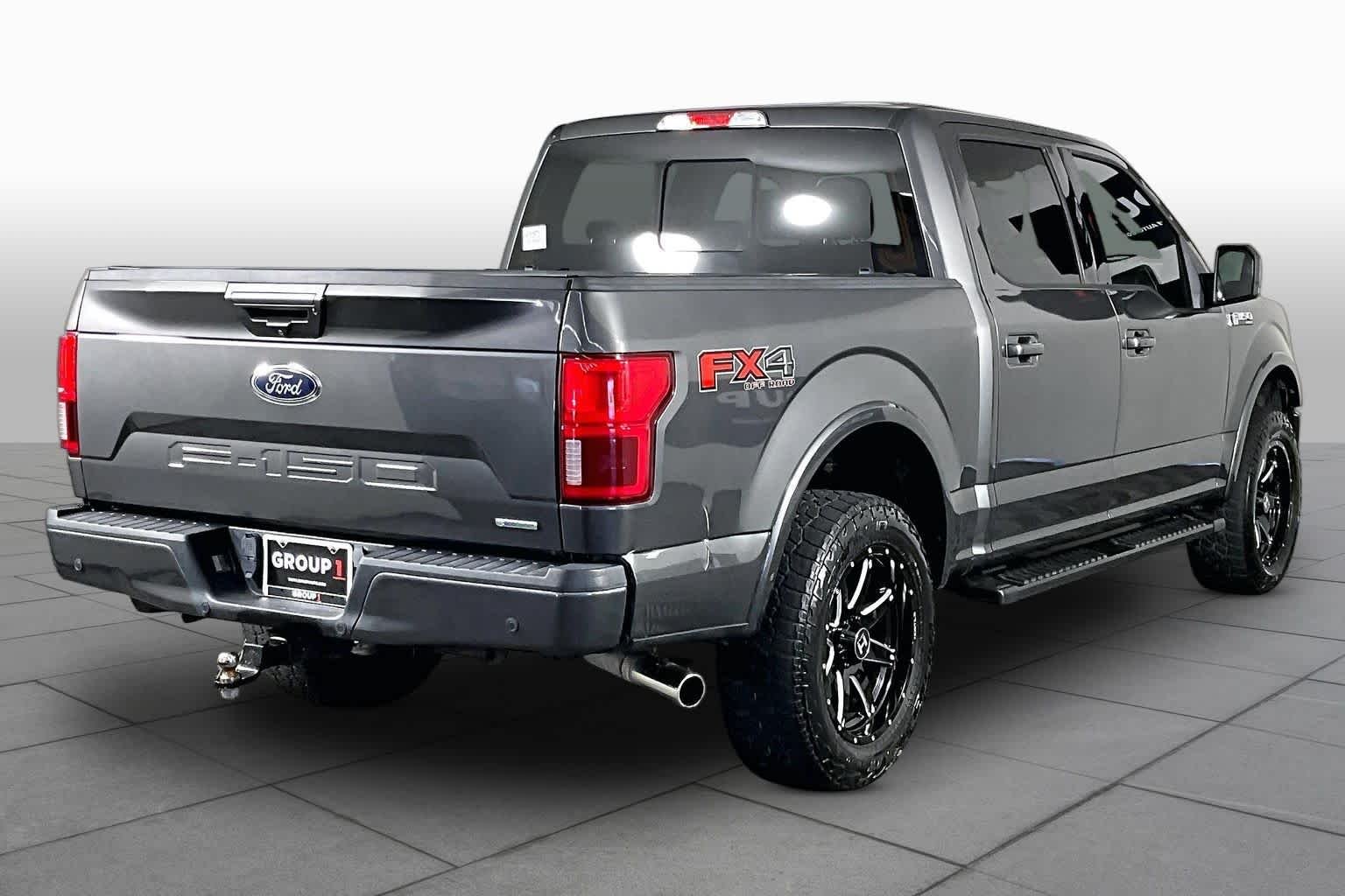 Used 2018 Magnetic Ford LARIAT image 12