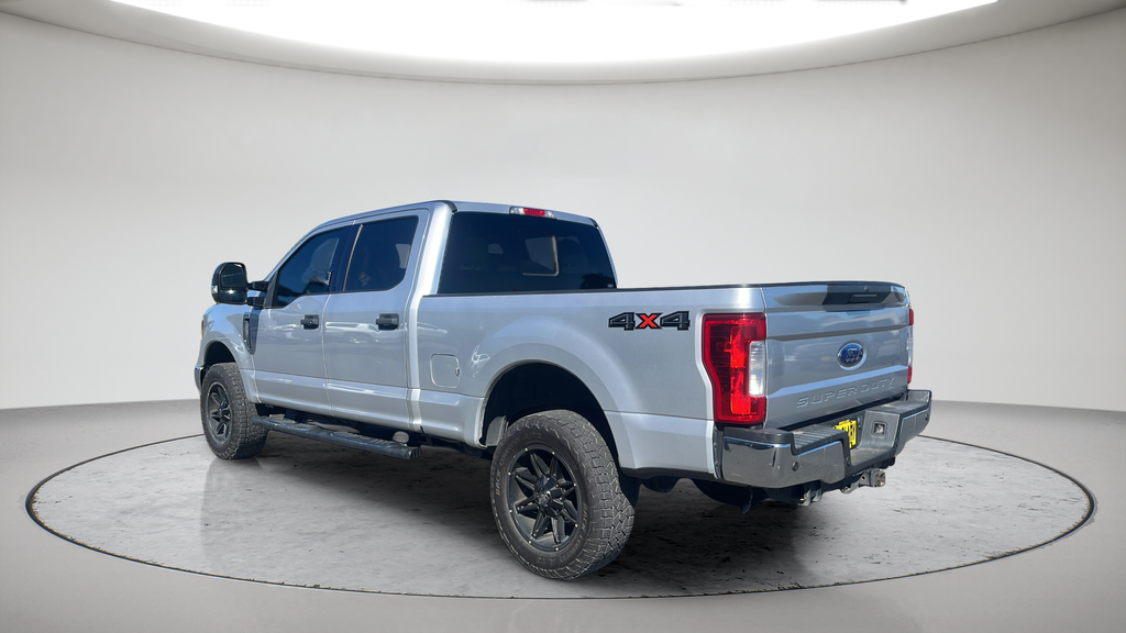 Used 2018 Silver Ford XLT image 19