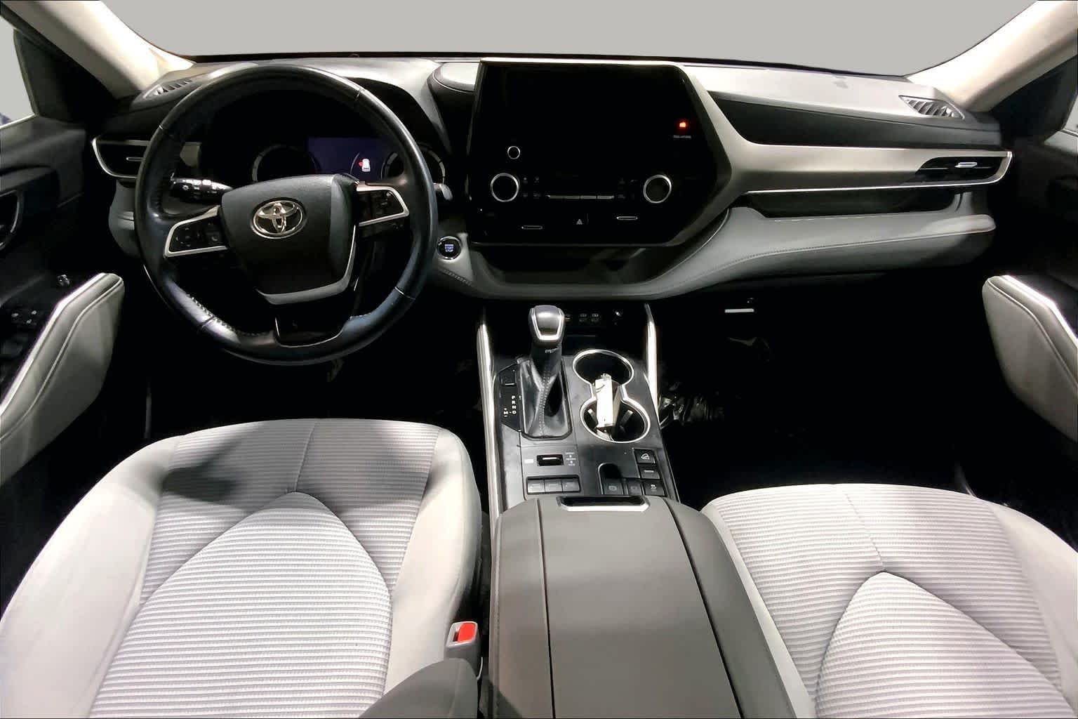Used 2023 Celestial Silver Metallic Toyota LE image 16