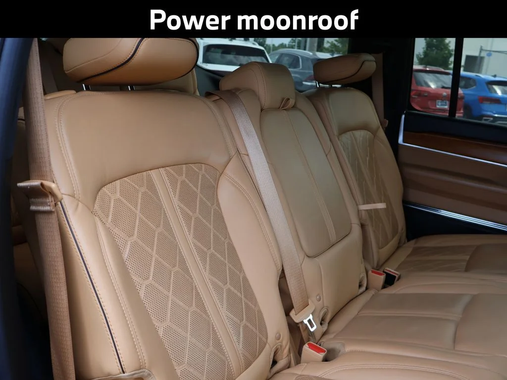 Used 2022 Gray Jeep Series III image 14