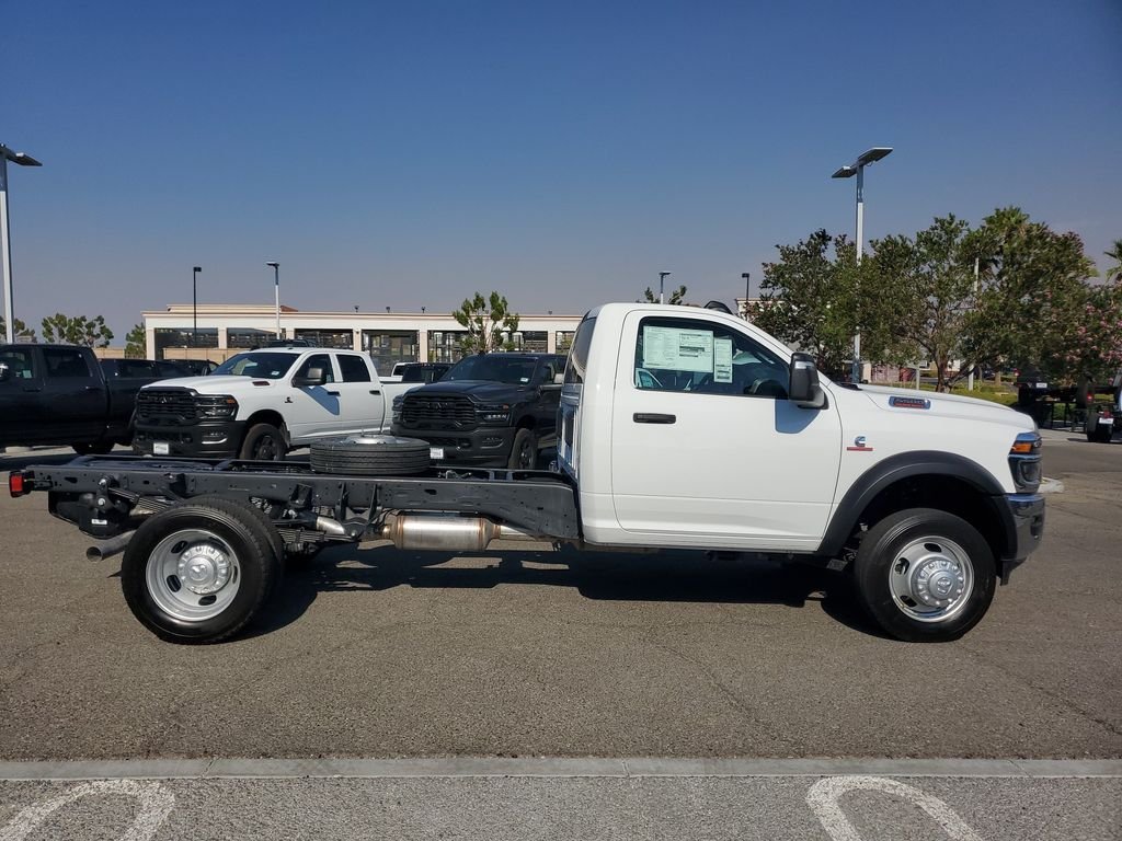 New 2025 Bright White Clear-Coat Exterior Paint RAM Tradesman image 2