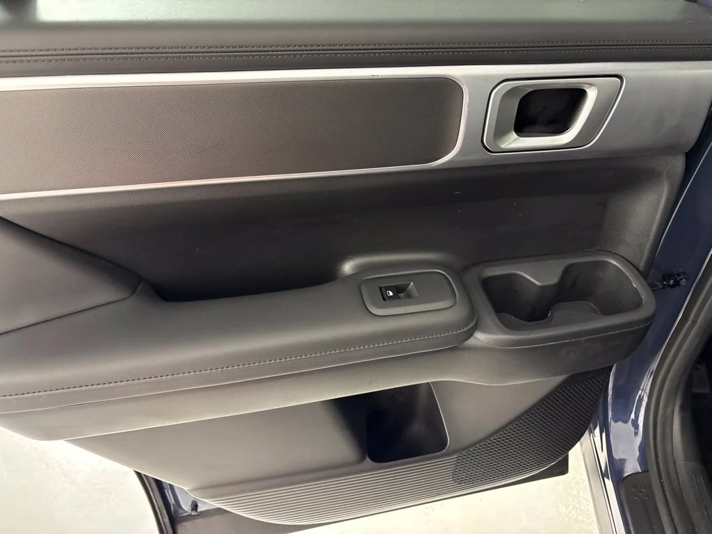 Used 2025 Blue Hyundai SEL image 25