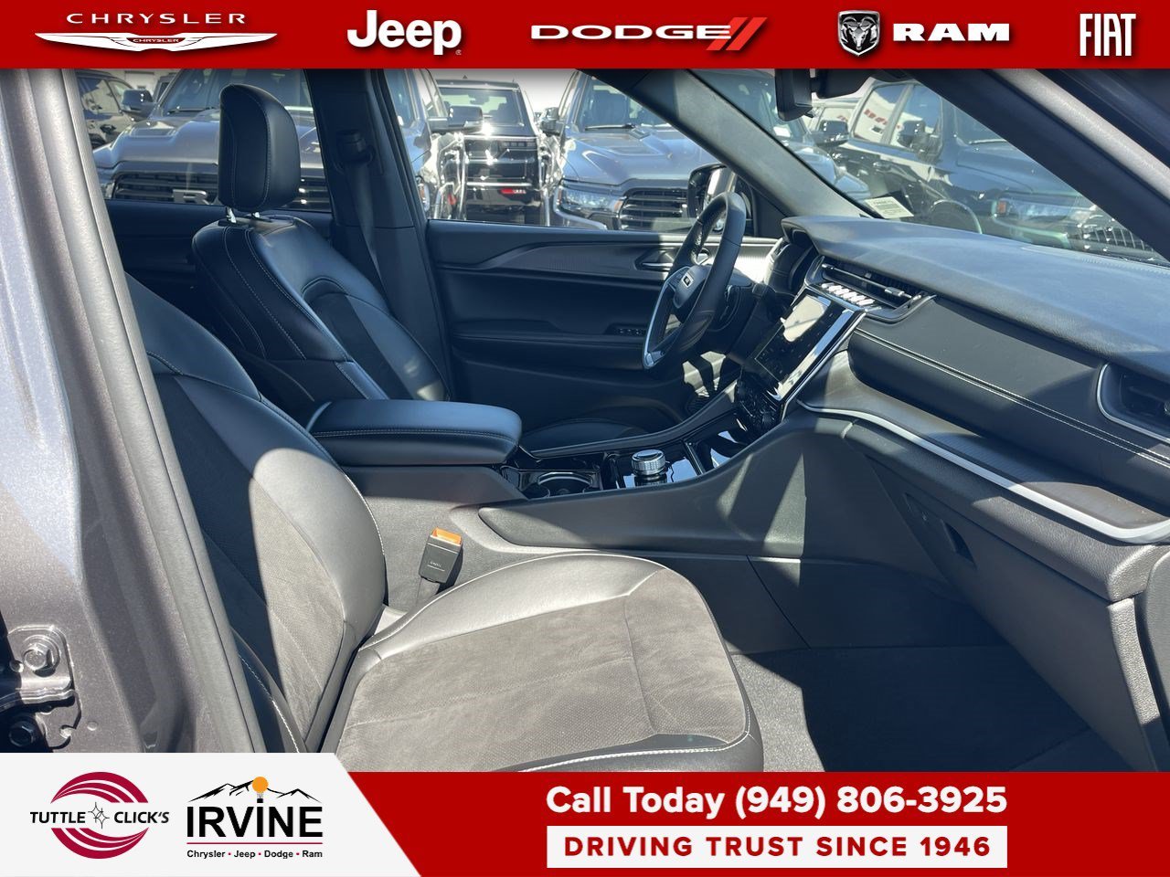 Certified Used 2023 Baltic Gray Metallic Clearcoat Jeep Altitude image 16