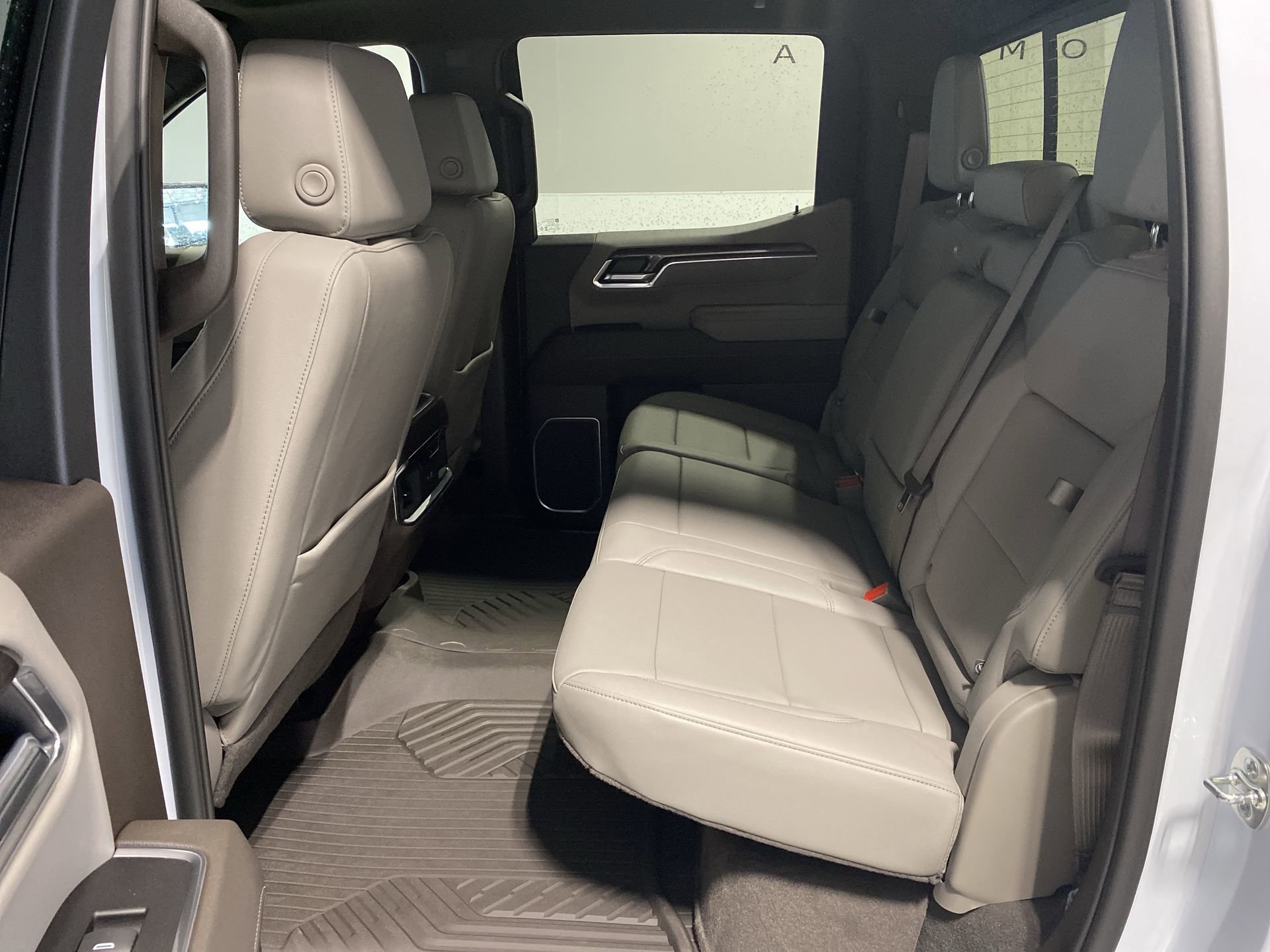 2026 Chevrolet Silverado 1500 LTZ - Photo 24