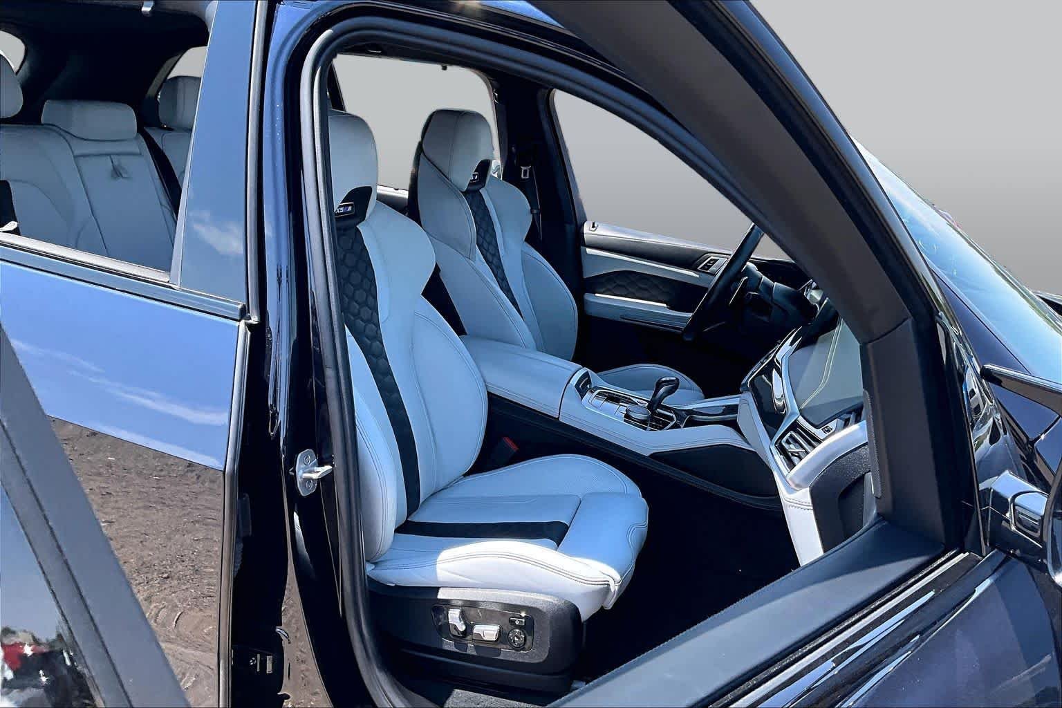 Pre-Owned 2023 BMW X5 M