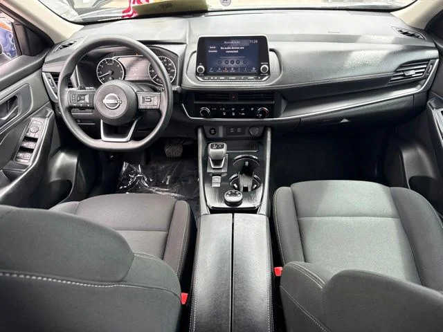 Used 2024 Gray Nissan S image 23