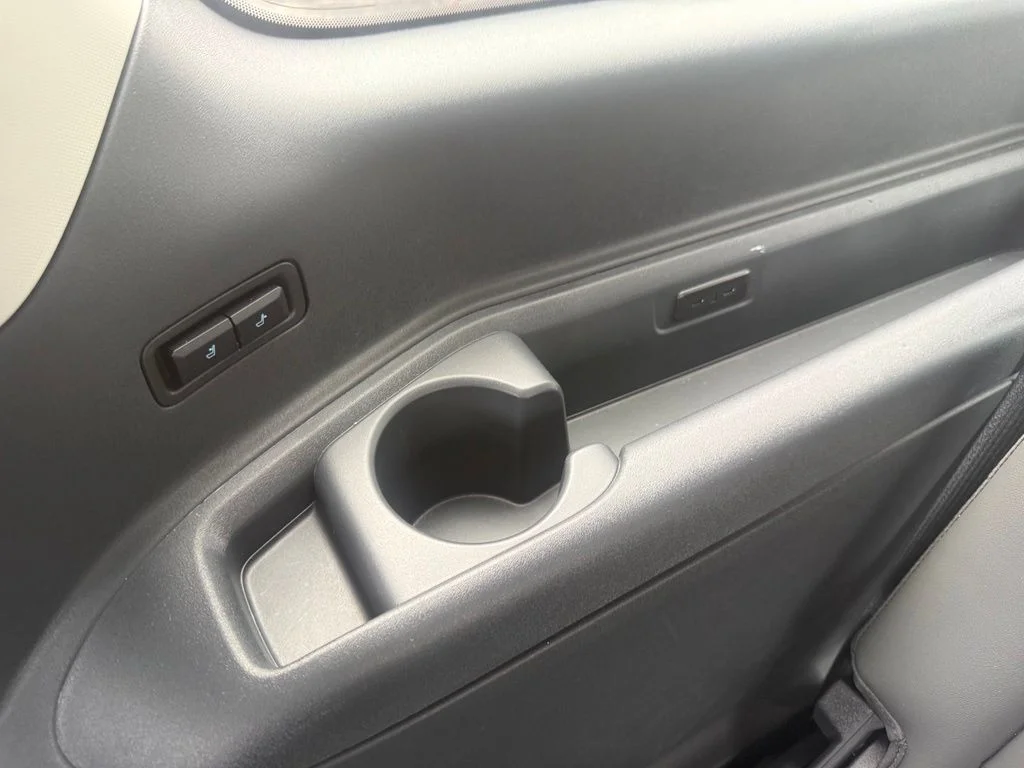 New 2026 Space Silver Metallic Ford MAX Active image 44