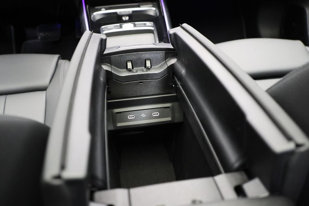 New 2026 Polar White Mercedes-Benz GLA 250 image 30