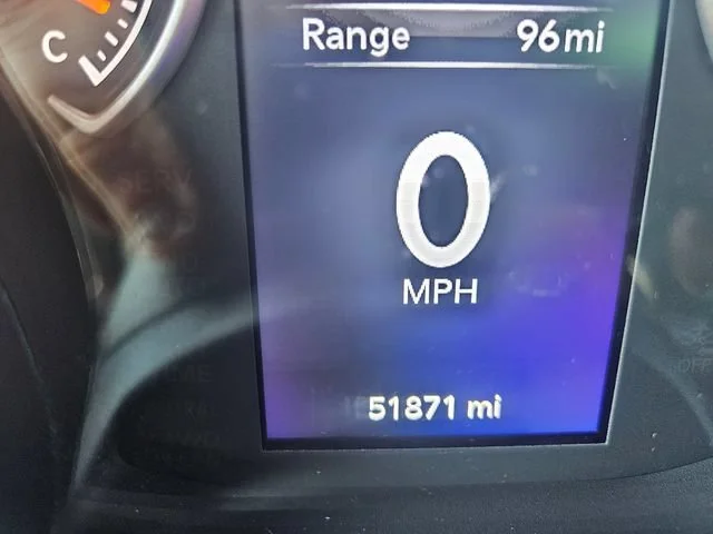 Used 2021 Silver Jeep Unlimited Sport image 16