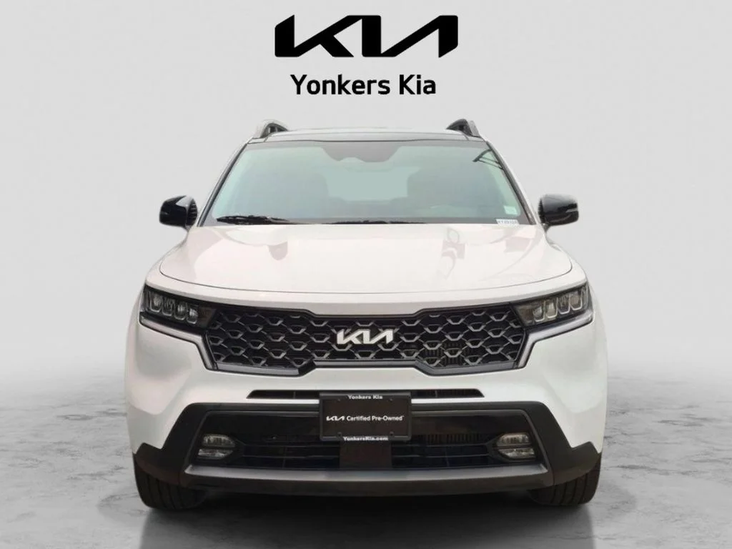 Used 2023 White Kia X-Line EX image 2