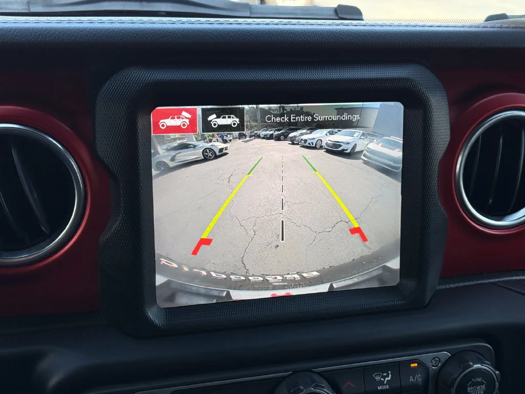 Used 2021  Jeep Unlimited Rubicon image 29