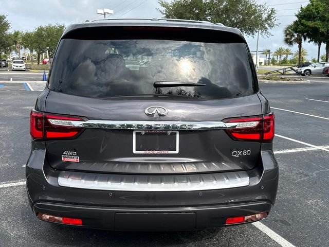 Used 2024 Anthracite Gray INFINITI Sensory image 4