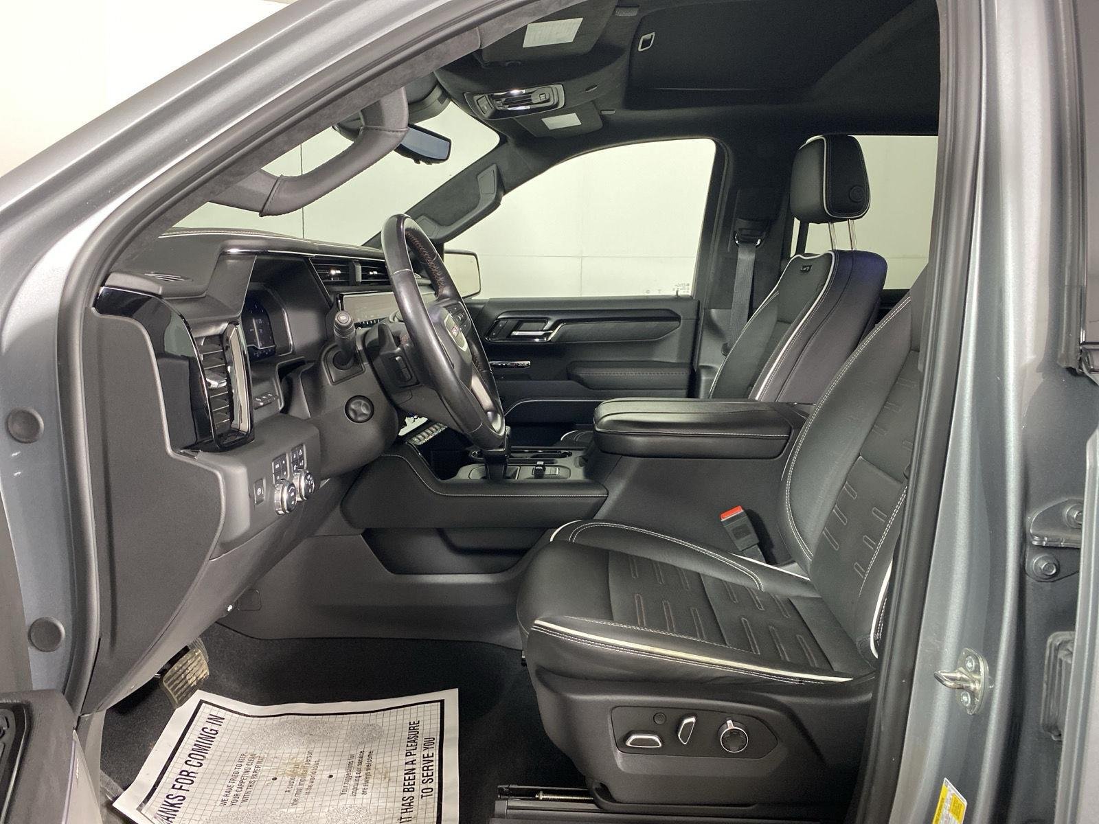 Used 2024 Sterling Metallic GMC AT4X image 11