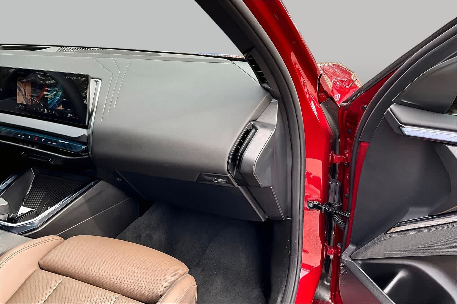 Used 2026 Vegas Red Metallic BMW 30 xDrive image 18