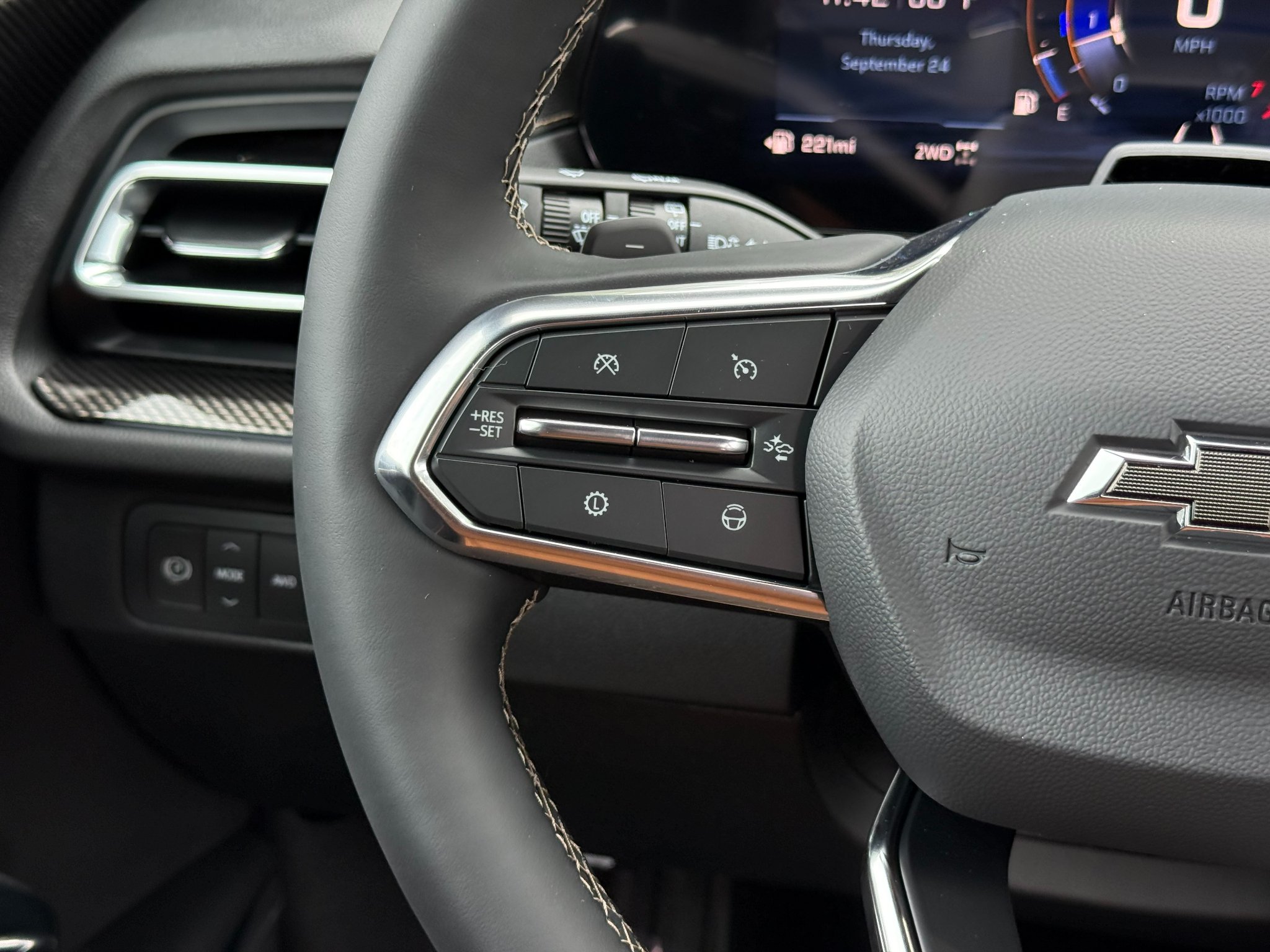 2027 Chevrolet Traverse Z71 - Photo 36